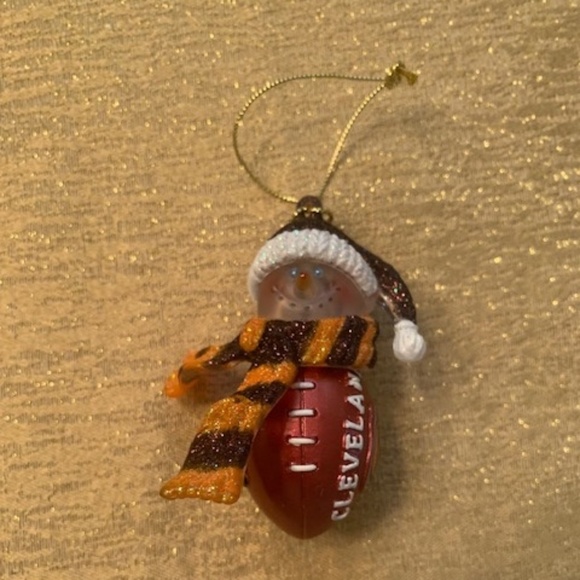 Very Cute Cleveland Browns Christmas Snowman Ornament - Picture 3 of 8